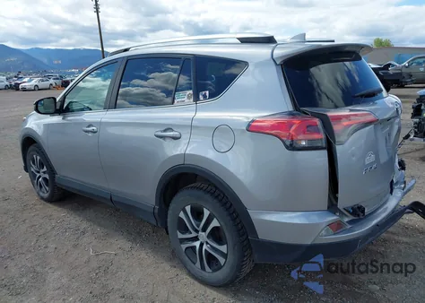 2016 Toyota Rav4 Le z USA, uszkodzony, nr VIN 2T3BFREV1GW530323